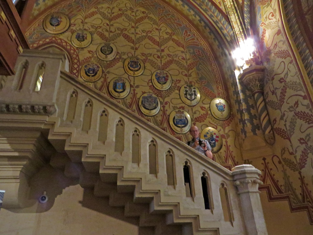 Bob on Stairway, Maltese Knight Chamber